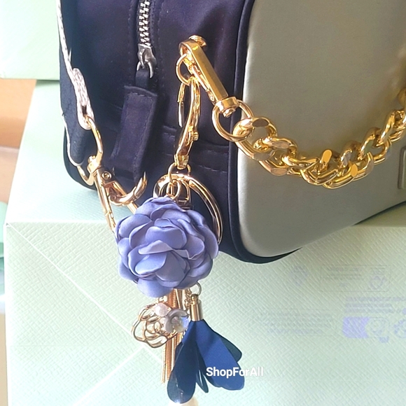 Prada - Picture 10 of 16